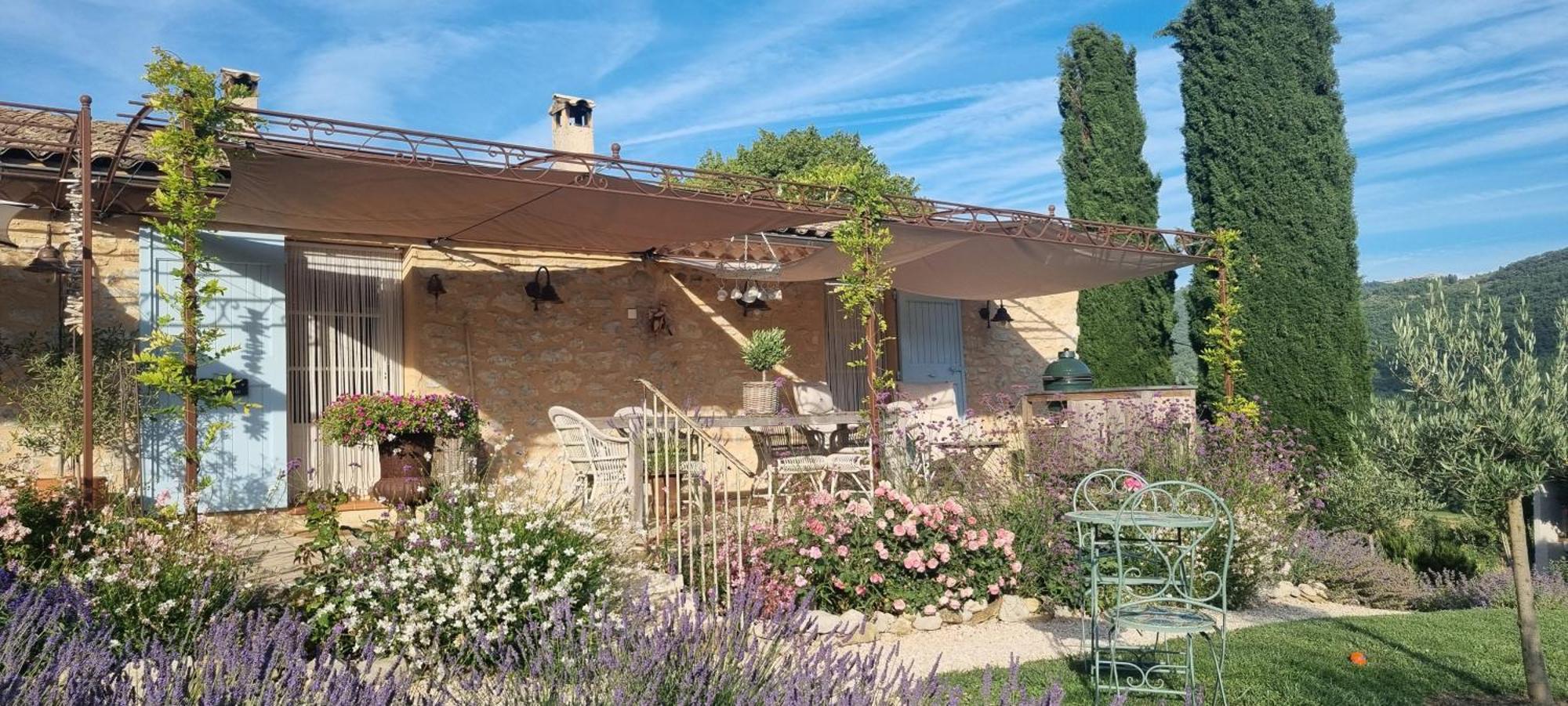 Mas Tulipe De Soie Bed and Breakfast Bevons Exteriör bild